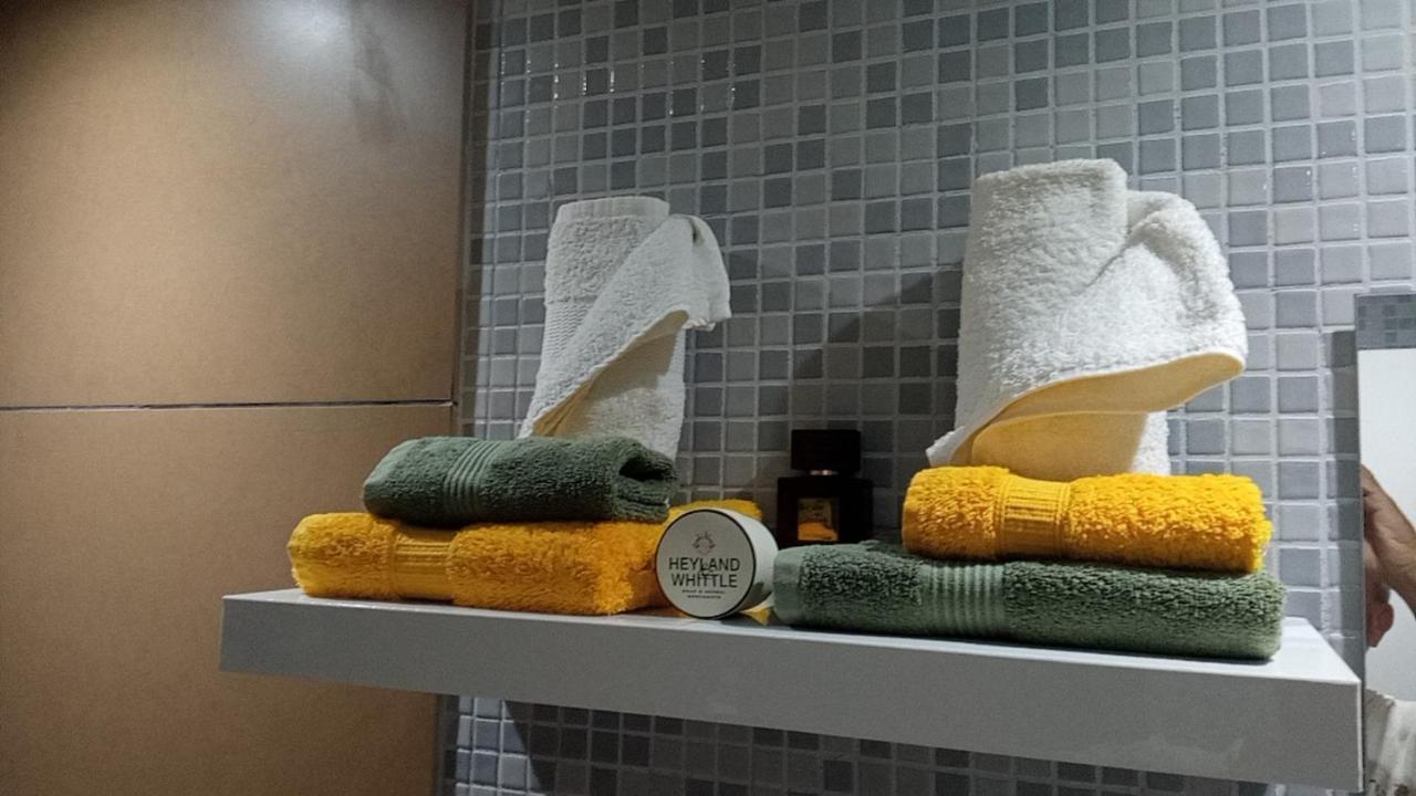 Superbe Appartement Avec Solarium Et Piscine Communautaire Rosas Exteriör bild